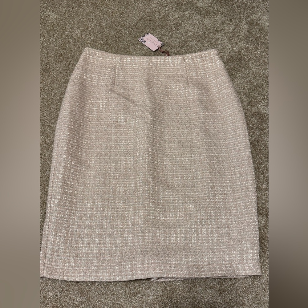 Elegant Cream Tweed skirt NWT - Picture 3 of 5